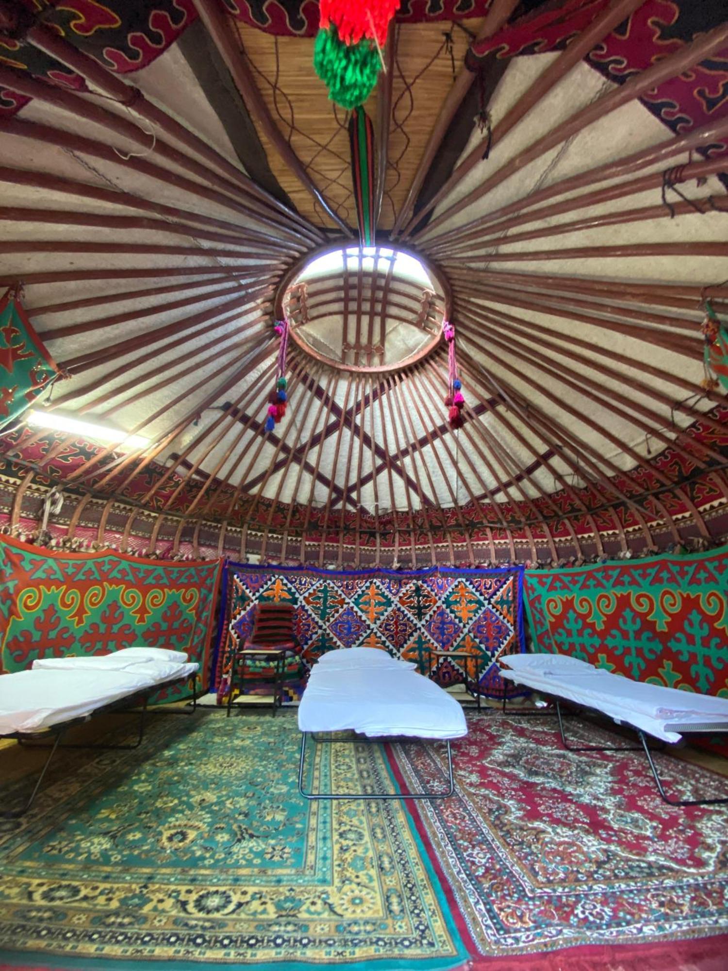Agyn Guest House Karakol Exterior photo